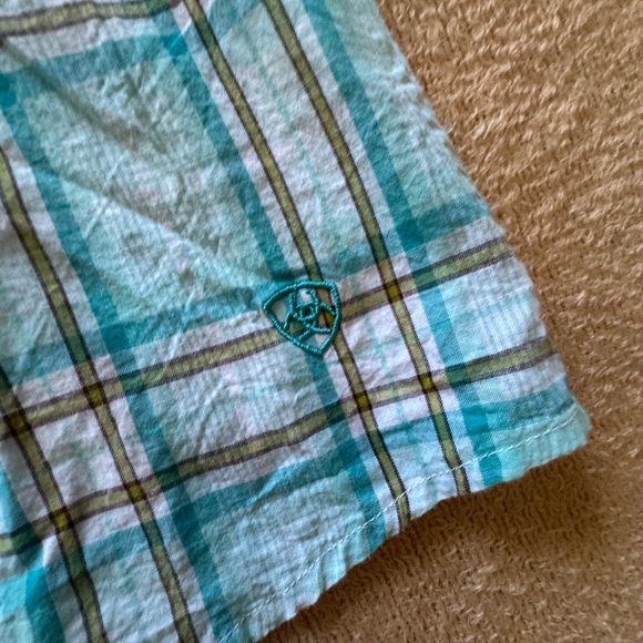 Ariat Women's Blue Plaid Button Down Shirt - Picture 2 of 4